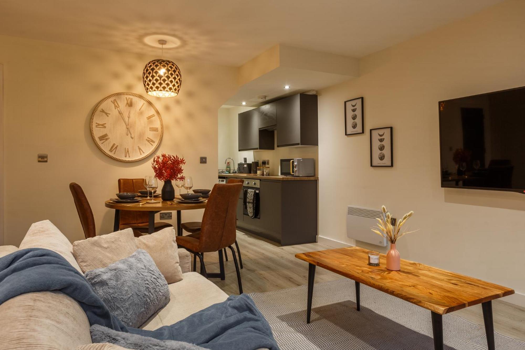 Modern And Cozy Two-Bed Apartment In Bradford แบรดฟอร์ด ภายนอก รูปภาพ