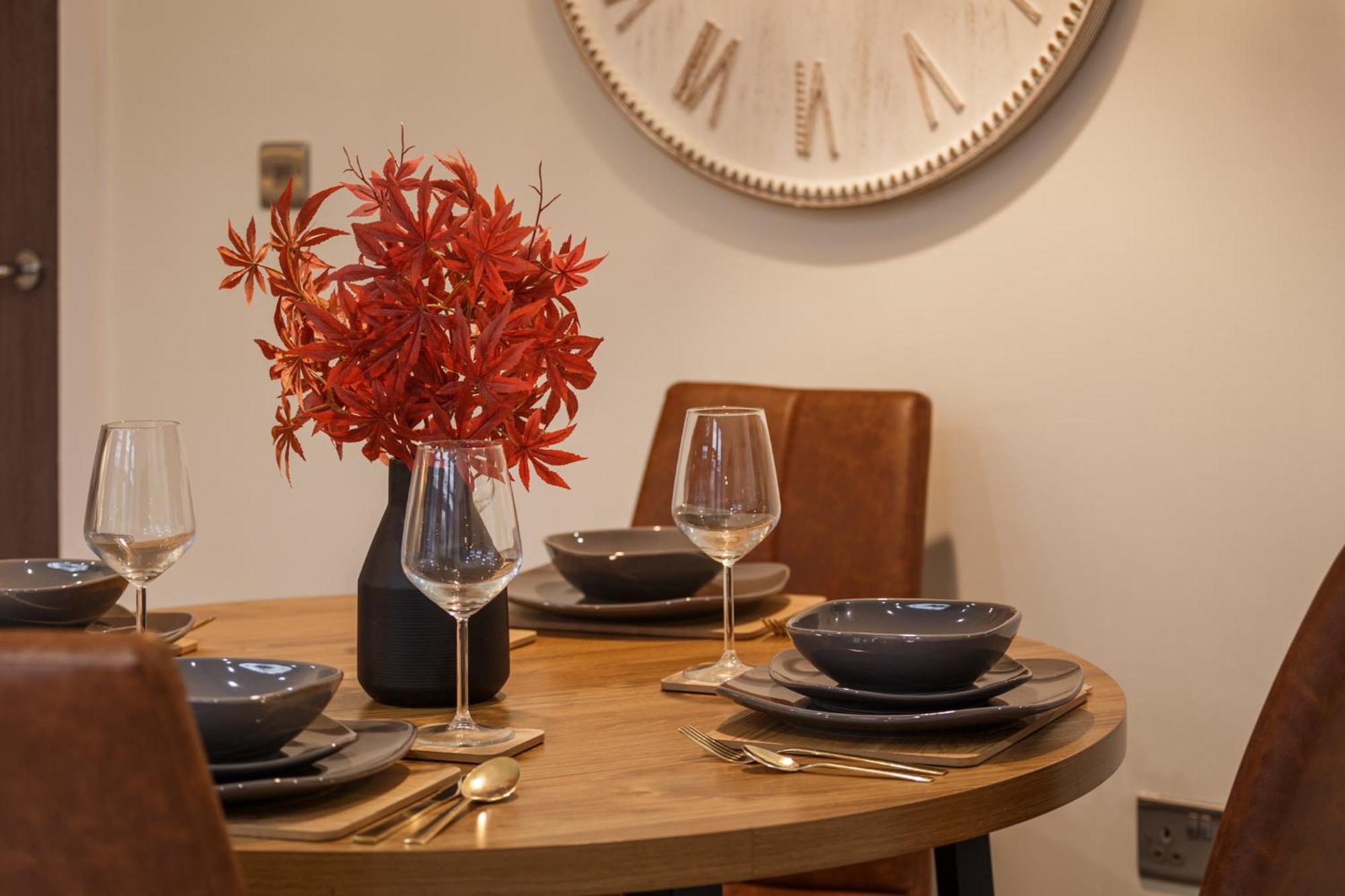 Modern And Cozy Two-Bed Apartment In Bradford แบรดฟอร์ด ภายนอก รูปภาพ